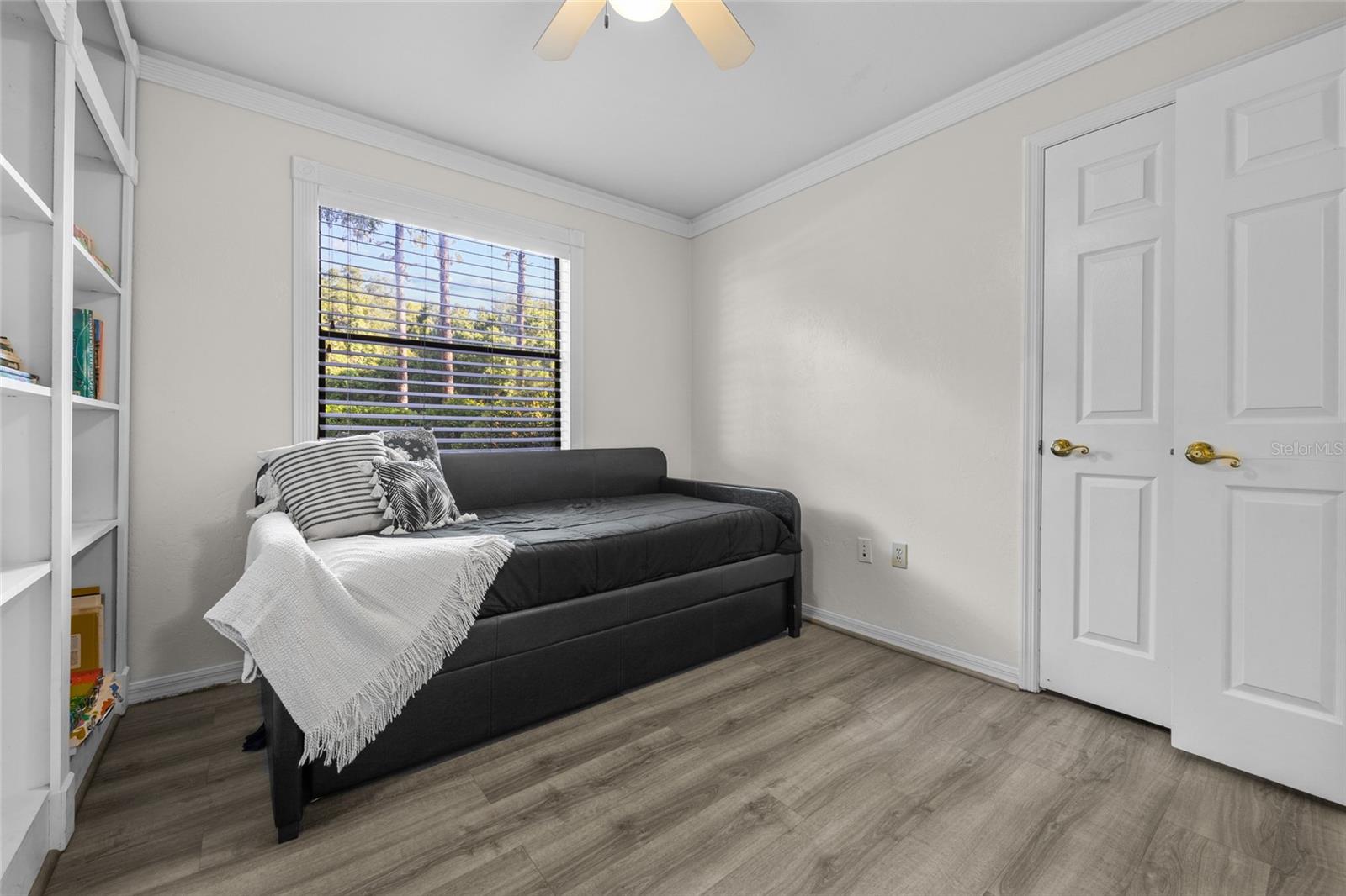 Image 21 of 46 For 7804 47th Court