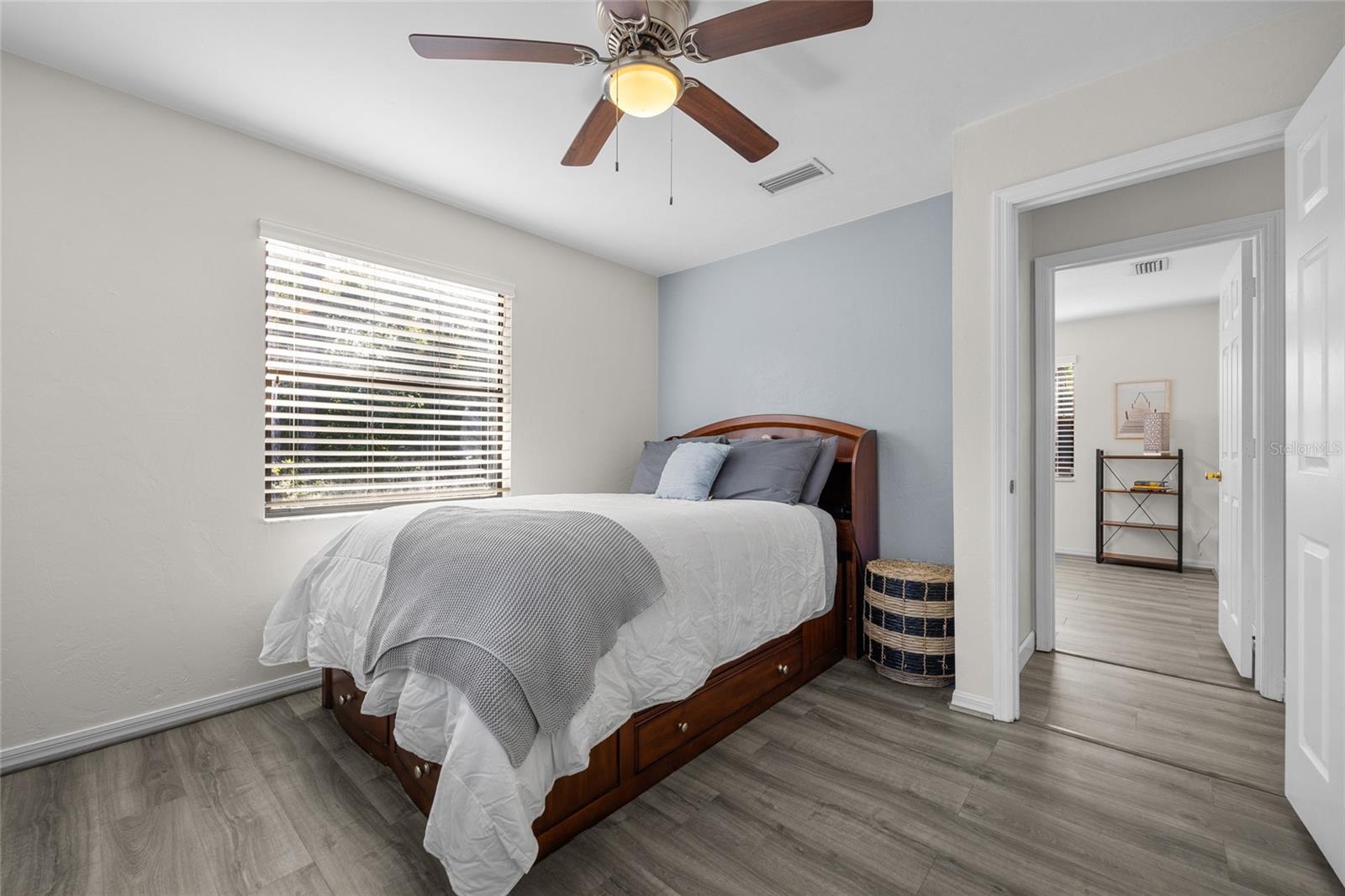 Image 24 of 46 For 7804 47th Court