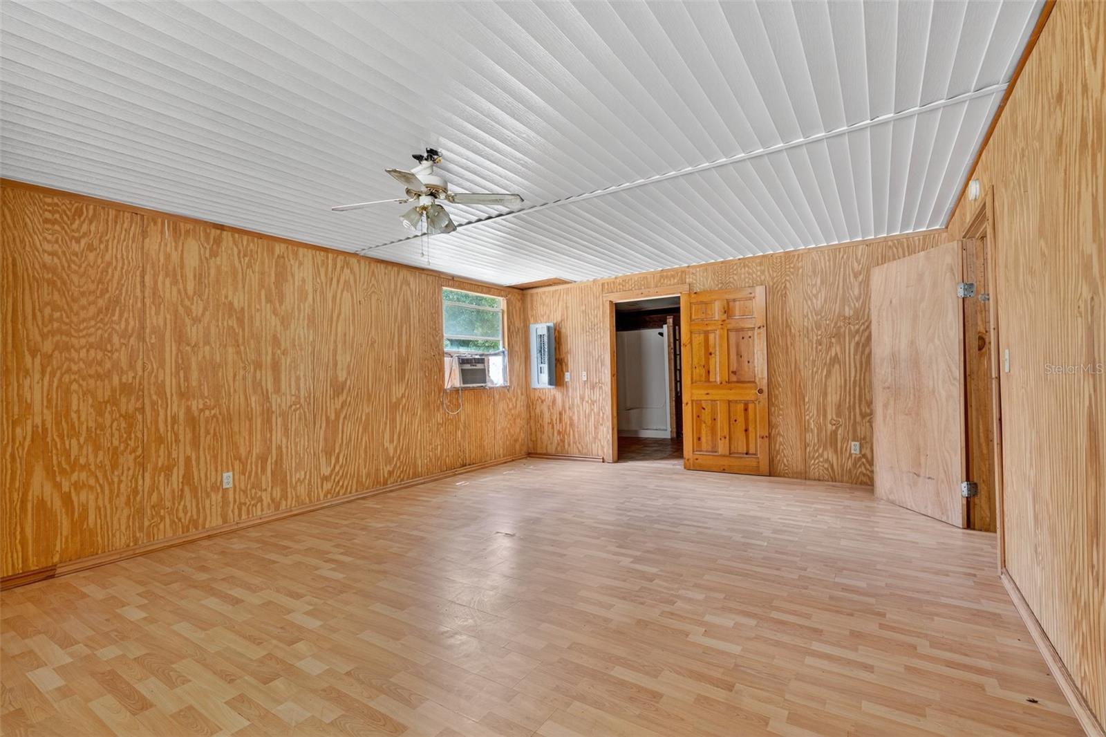 Image 34 of 45 For 3749 V 22nd Place