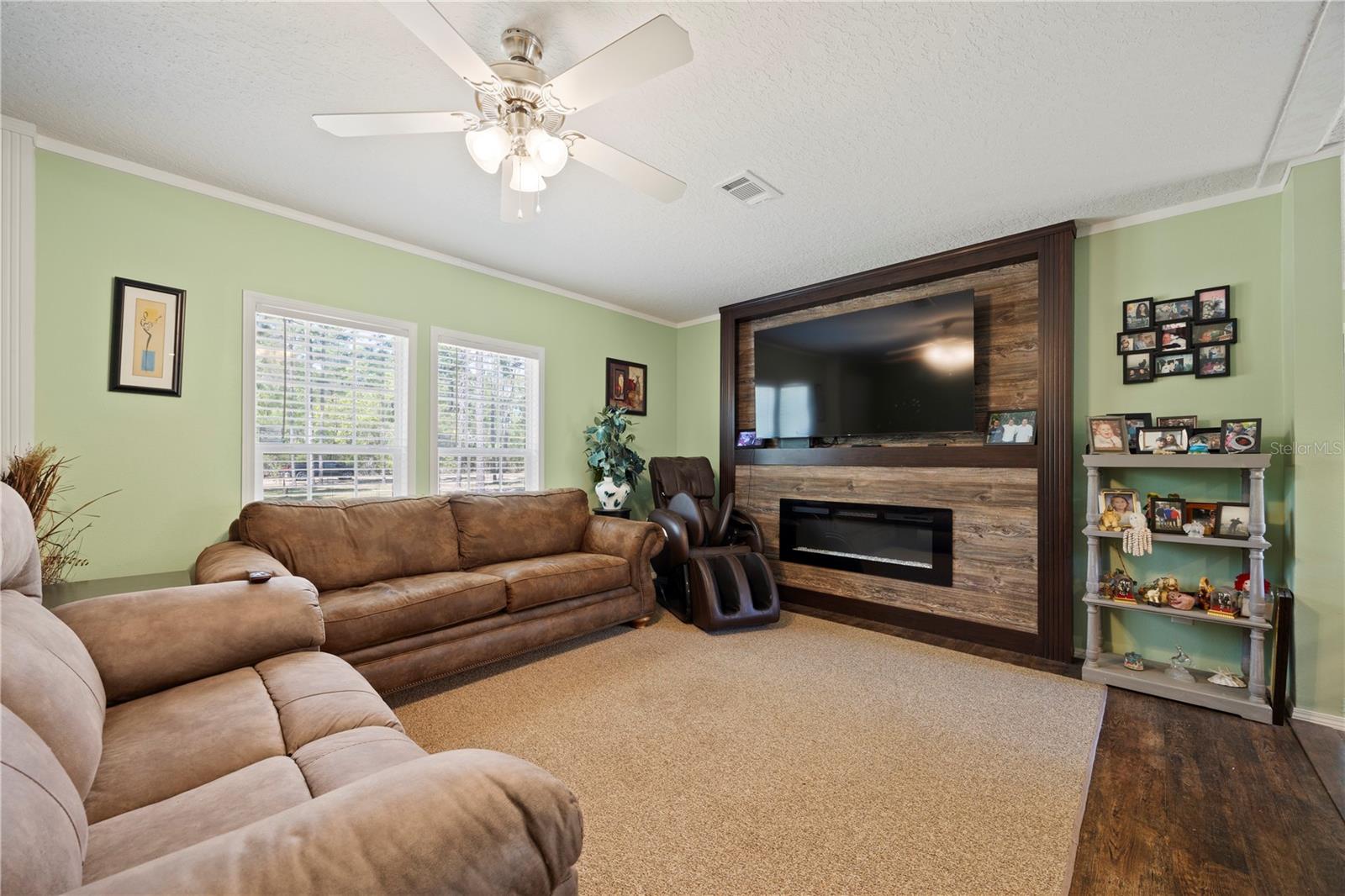 Image 10 of 41 For 221 Magnolia Road