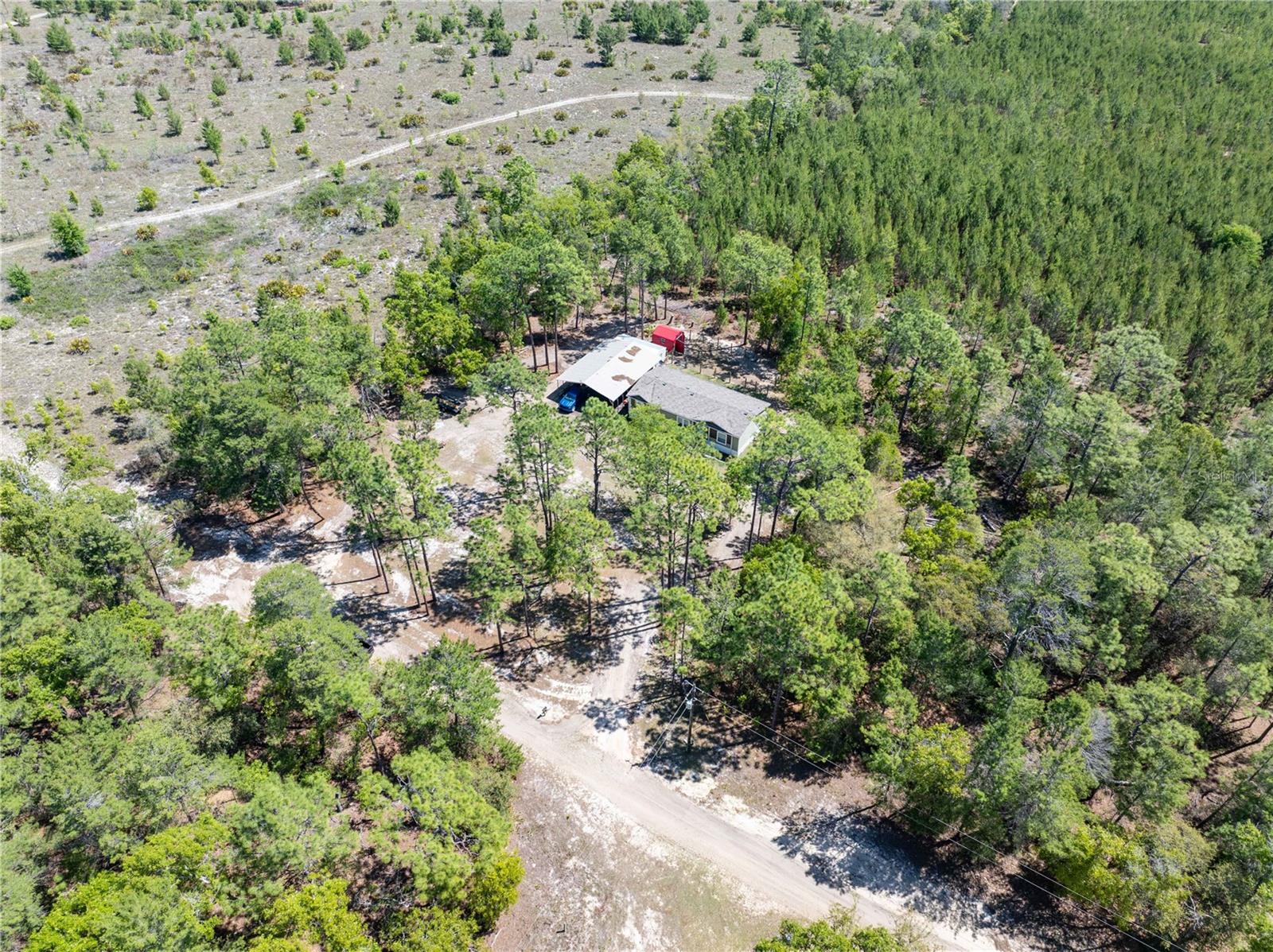 Image 20 of 41 For 221 Magnolia Road