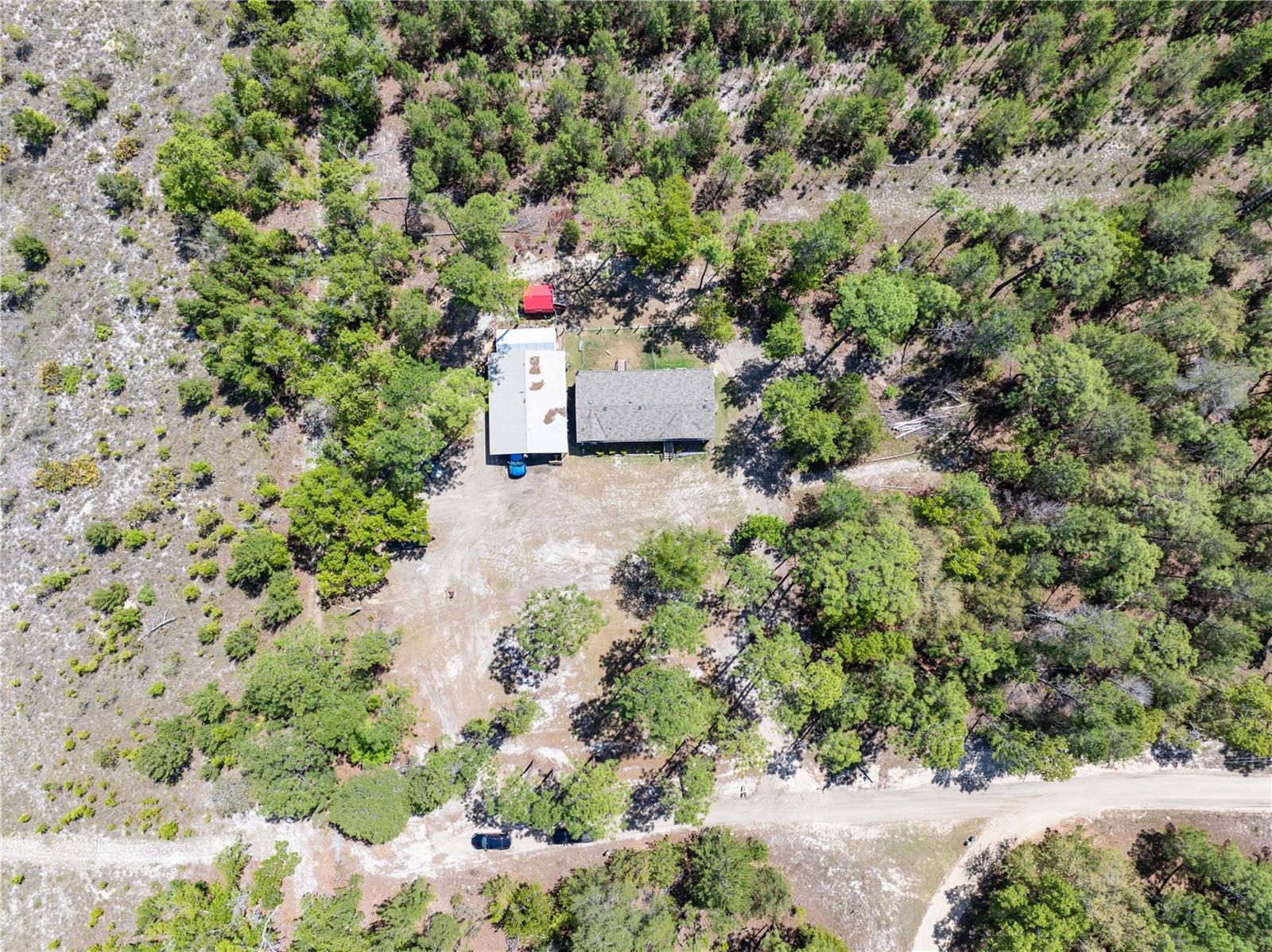 Image 22 of 41 For 221 Magnolia Road