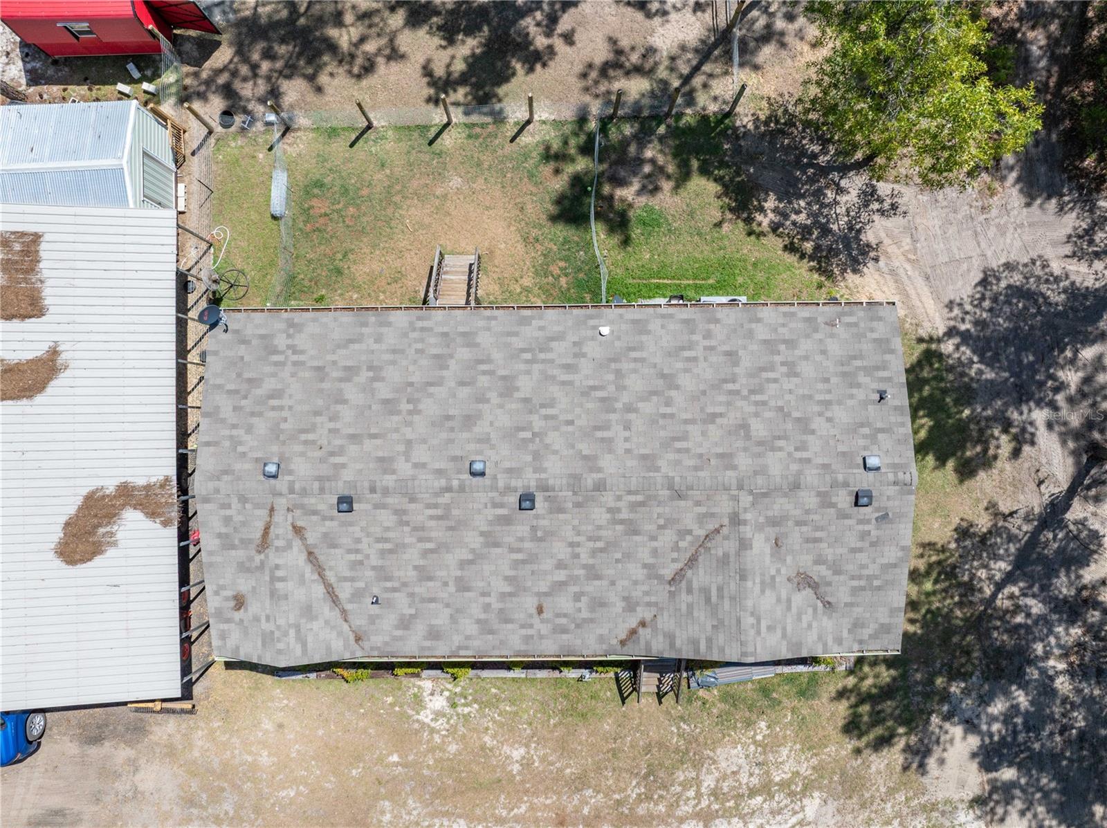 Image 25 of 41 For 221 Magnolia Road