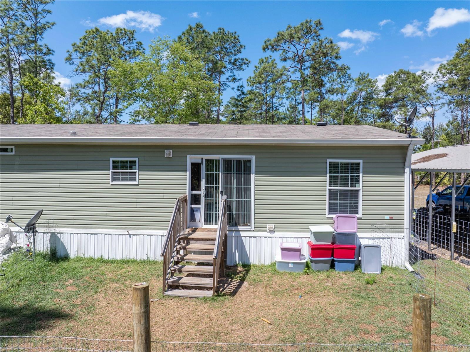 Image 37 of 41 For 221 Magnolia Road