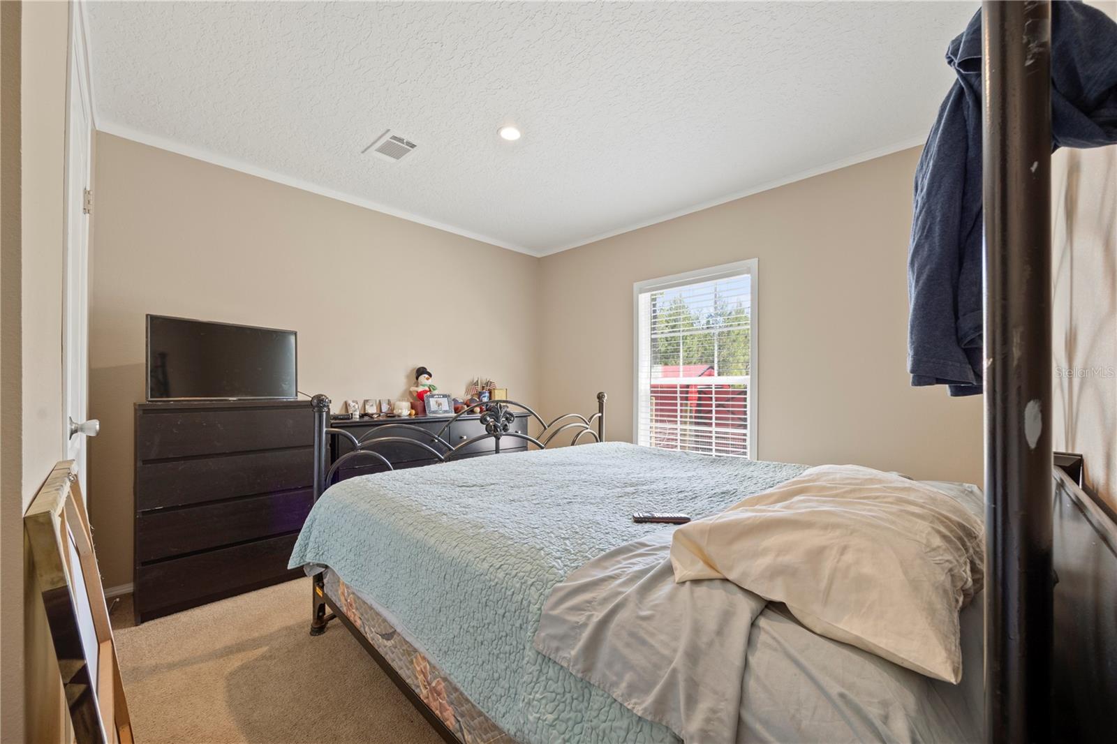 Image 6 of 41 For 221 Magnolia Road