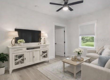 Image 17 of 52 For 9061 Katherine Way