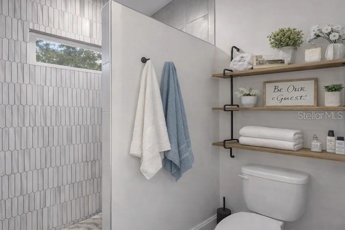 Image 18 of 52 For 9061 Katherine Way