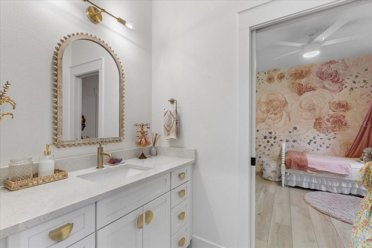 Image 28 of 52 For 9061 Katherine Way