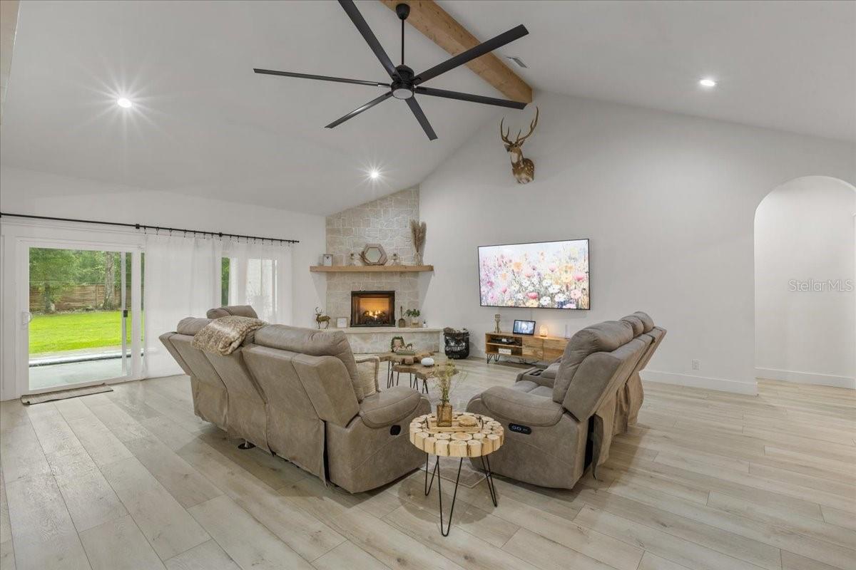 Image 3 of 52 For 9061 Katherine Way