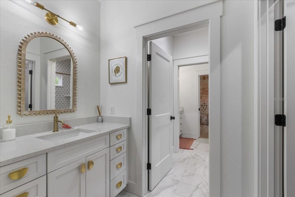 Image 30 of 52 For 9061 Katherine Way