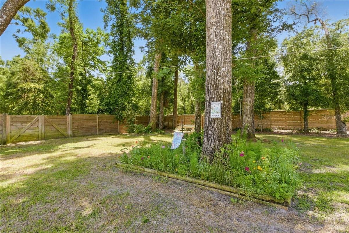 Image 35 of 52 For 9061 Katherine Way