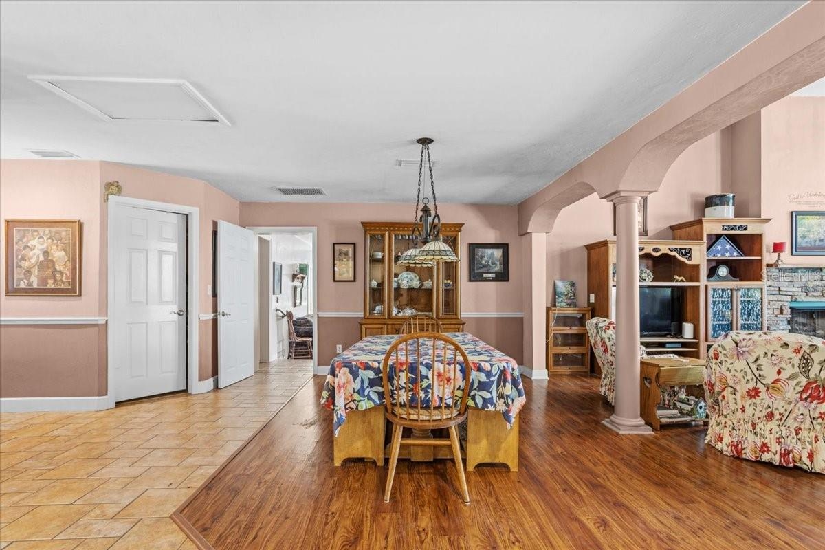 Image 15 of 76 For 8386 Austin Road