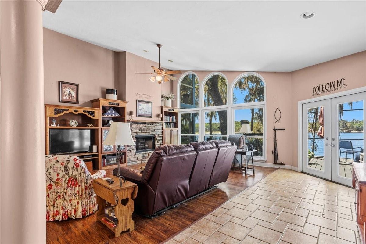 Image 16 of 76 For 8386 Austin Road