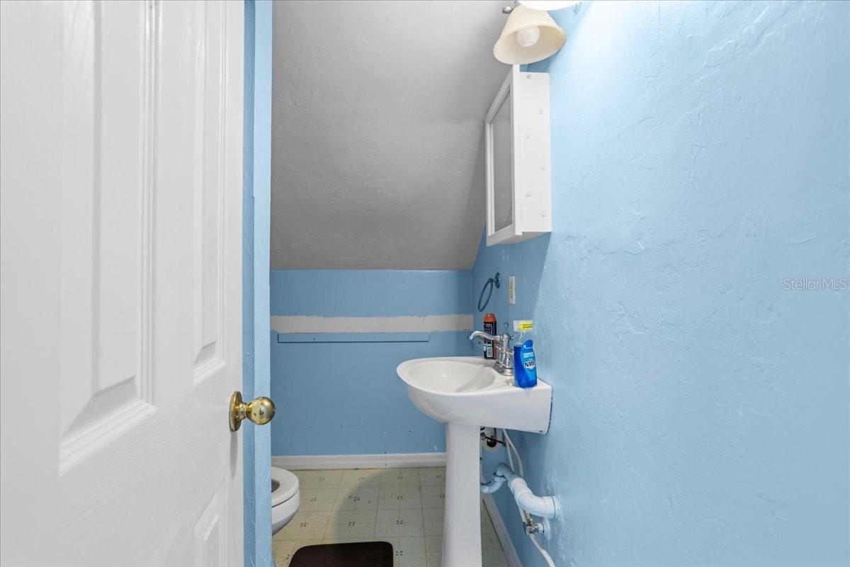 Image 63 of 76 For 8386 Austin Road