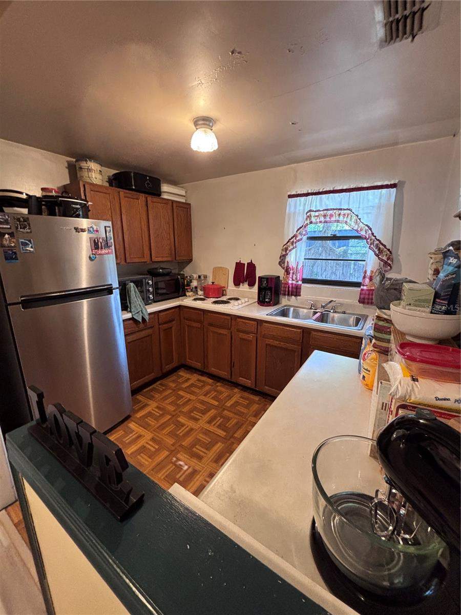 Image 3 of 11 For 3137 6th Street