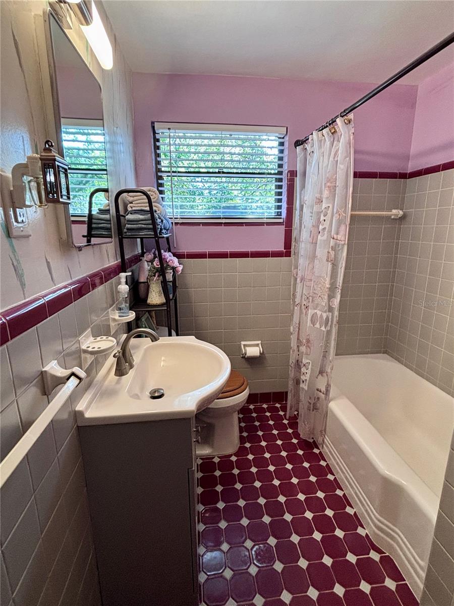 Image 6 of 11 For 3137 6th Street