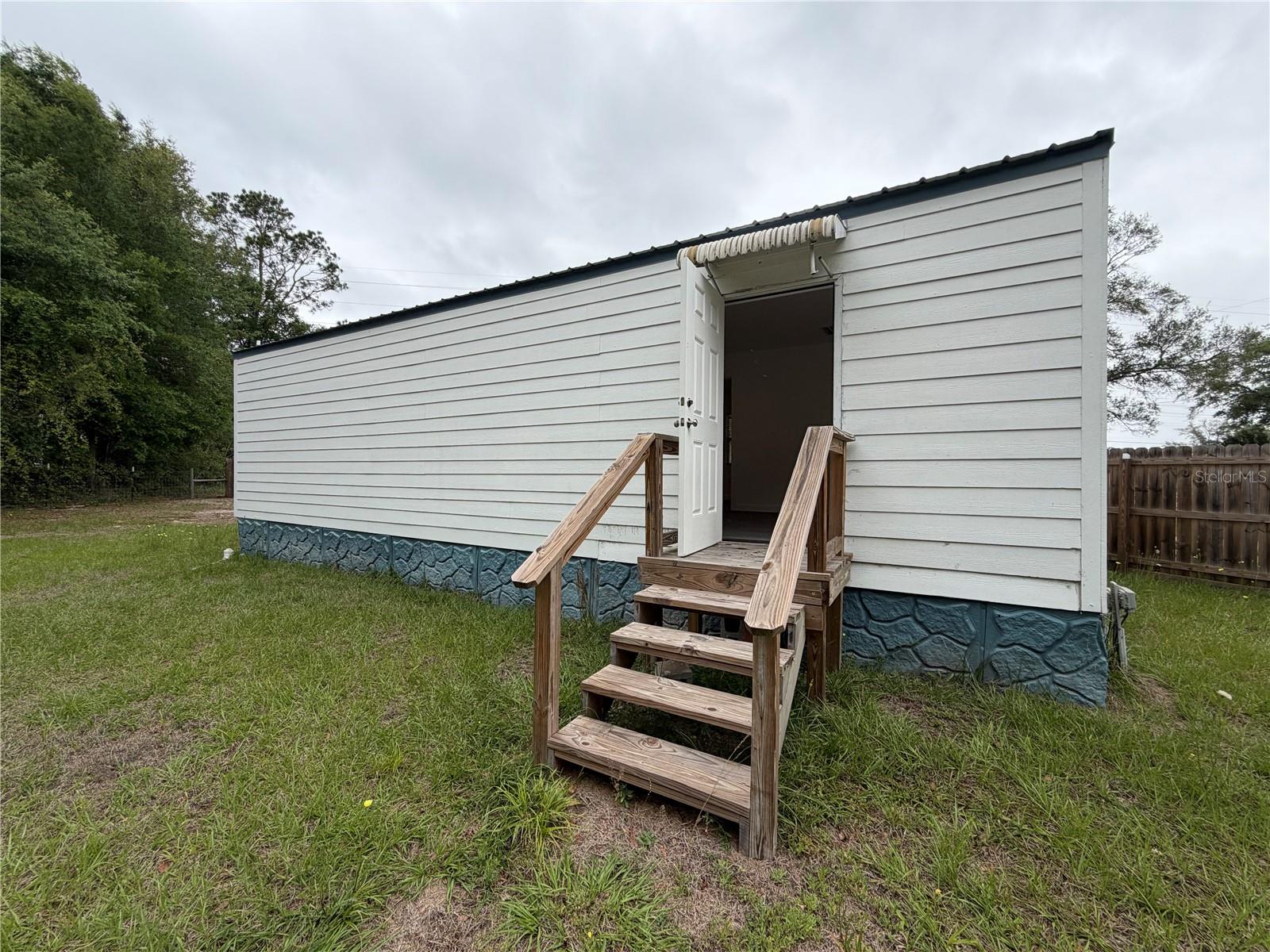 Image 27 of 32 For 683 Court Street