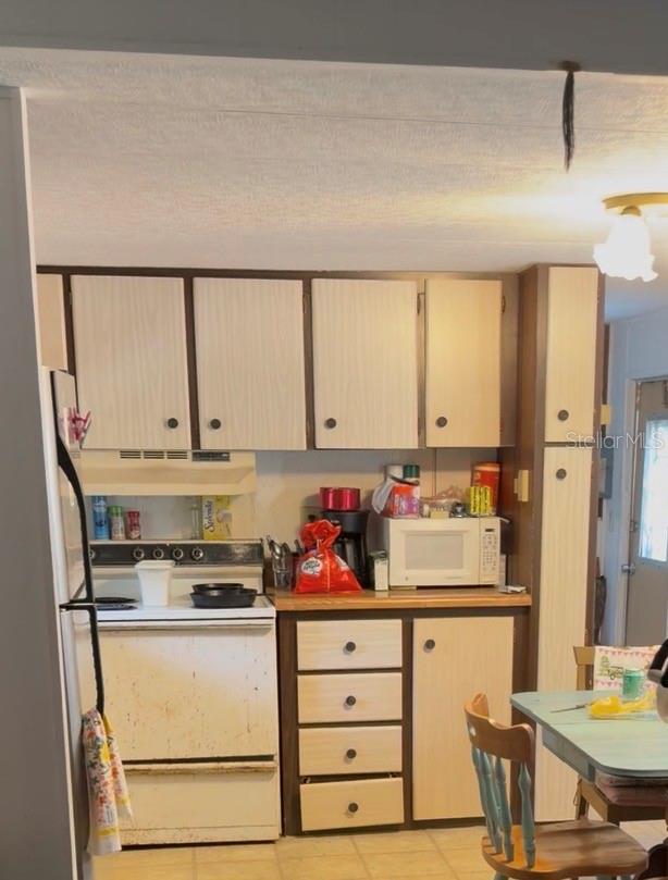 Image 6 of 22 For 6650 110th Avenue