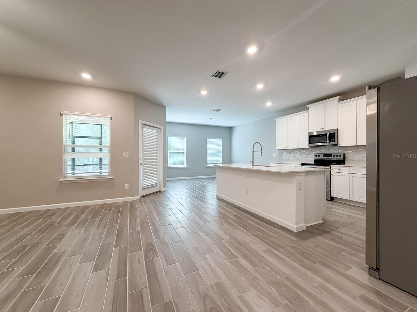 Image 4 of 61 For 2258 89th Way