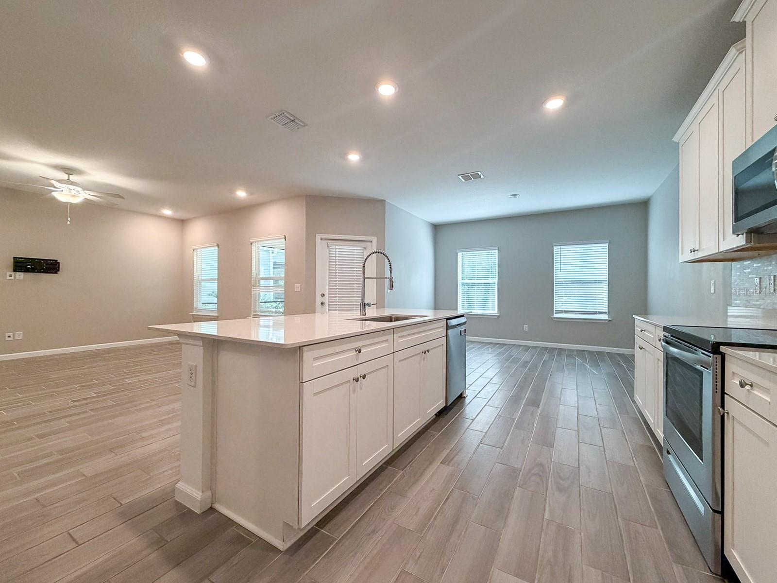 Image 7 of 61 For 2258 89th Way