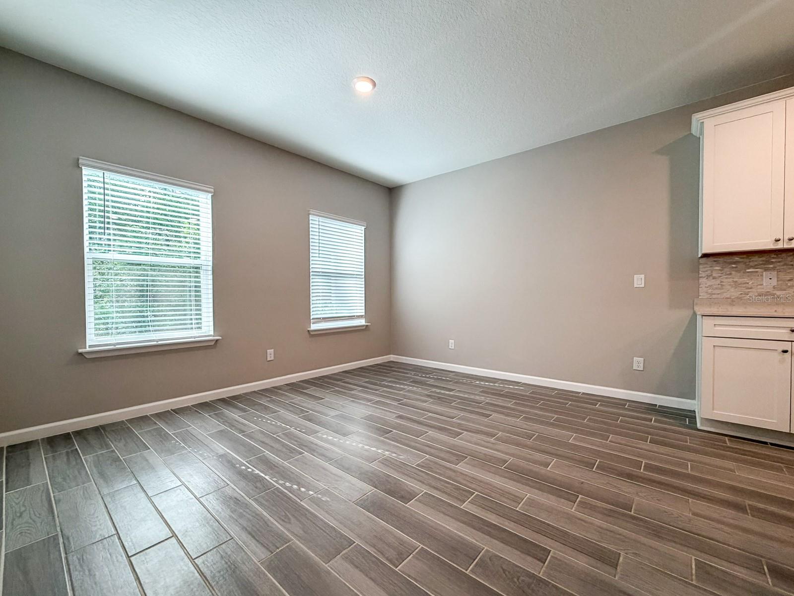 Image 9 of 61 For 2258 89th Way