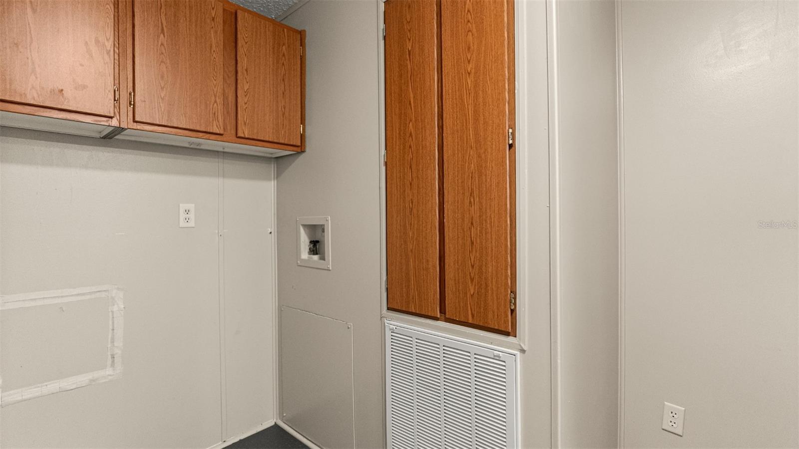 Image 29 of 46 For 10379 135th Street