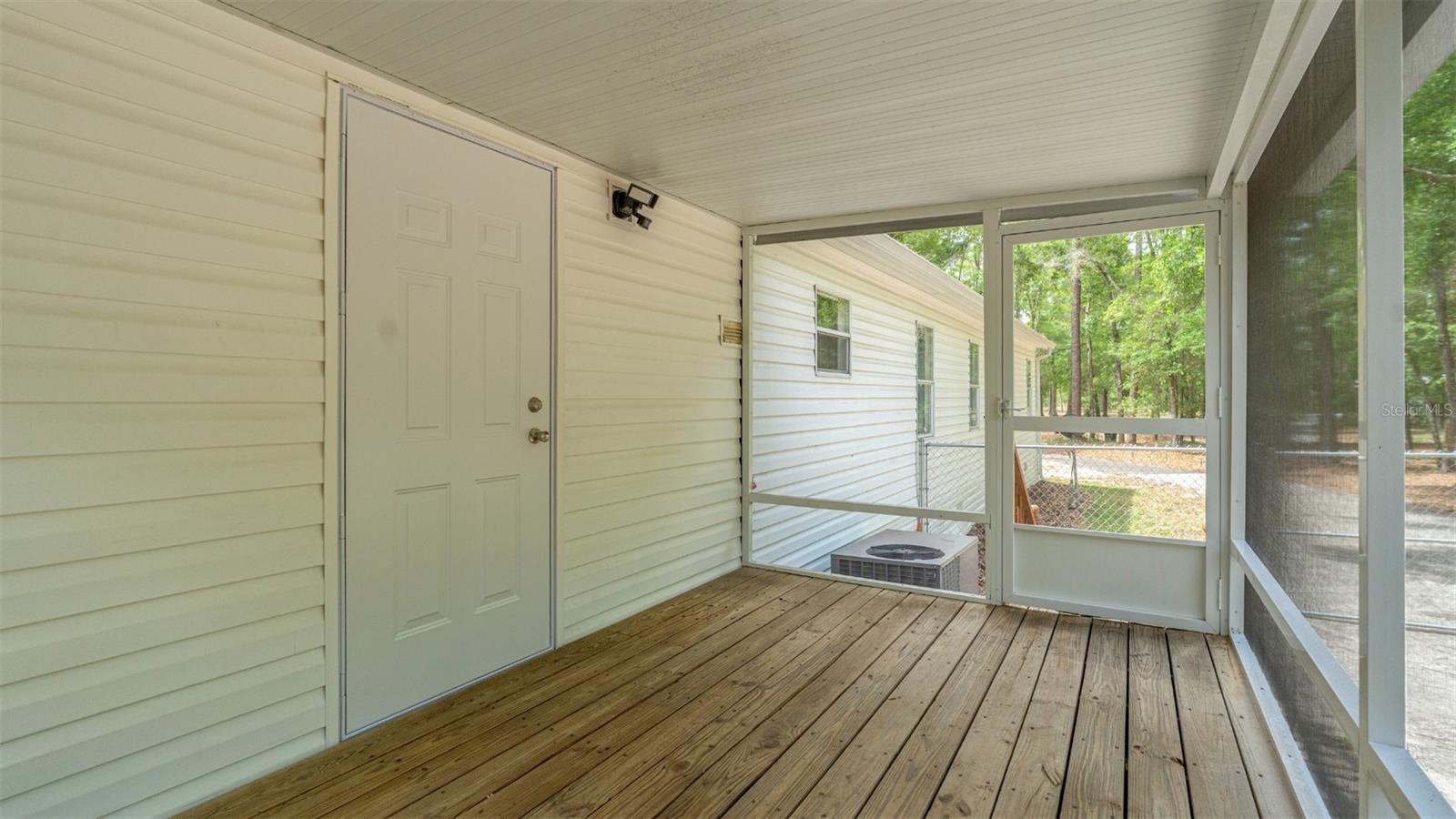 Image 41 of 46 For 10379 135th Street