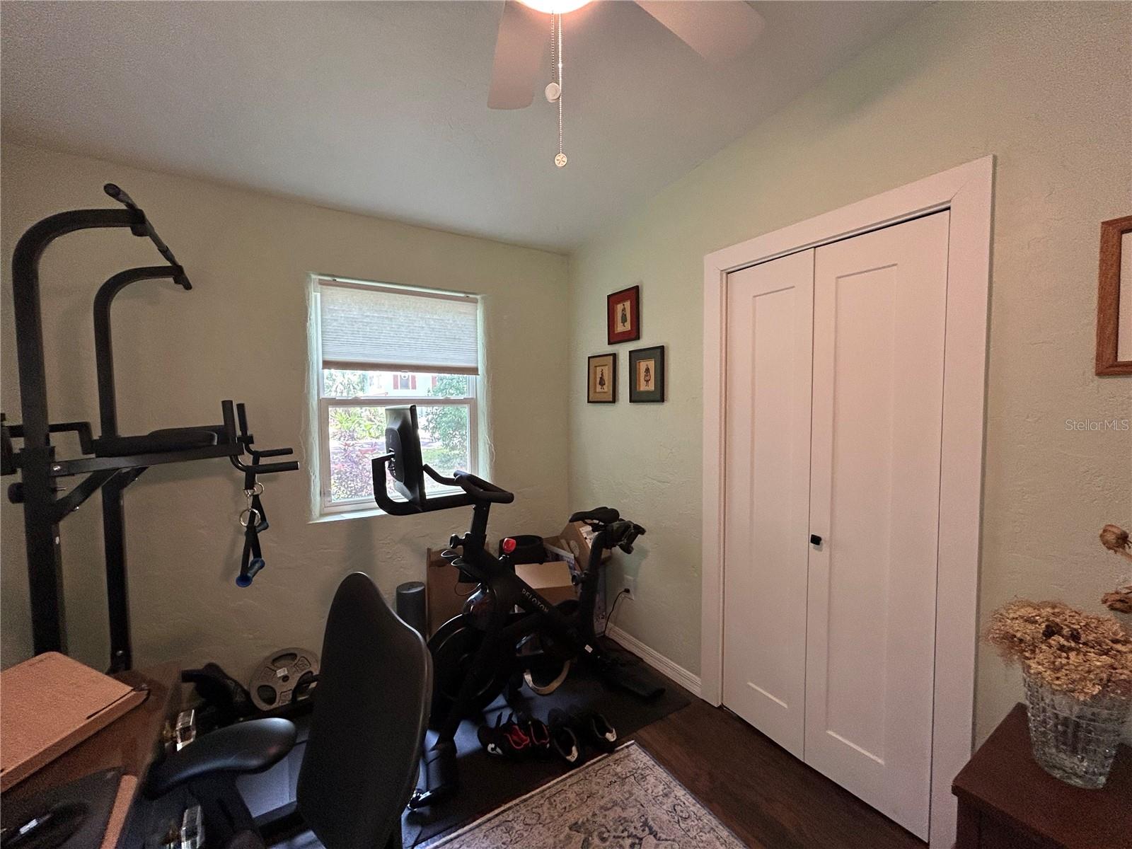 Image 14 of 26 For 816 9th Avenue