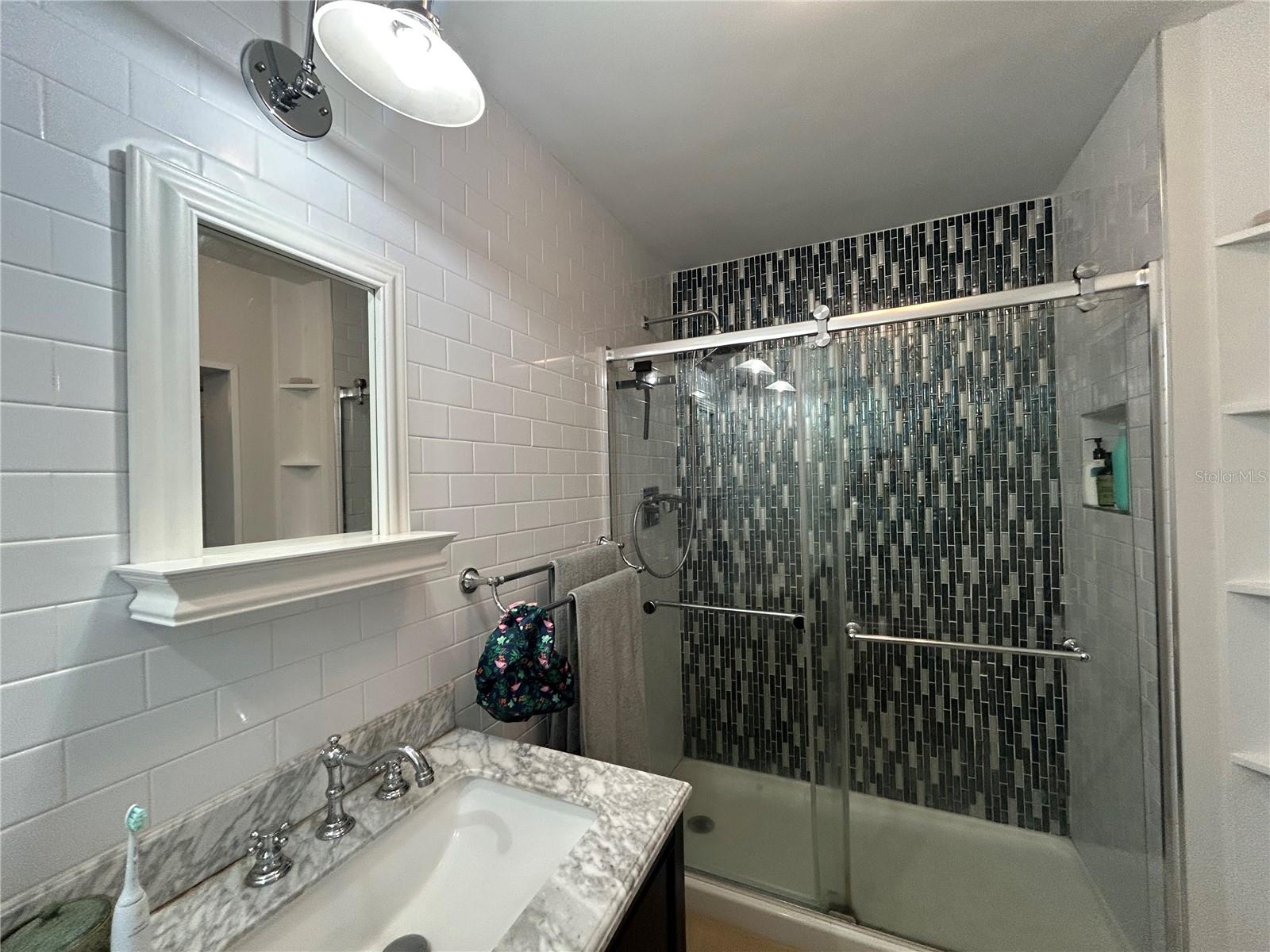 Image 20 of 26 For 816 9th Avenue