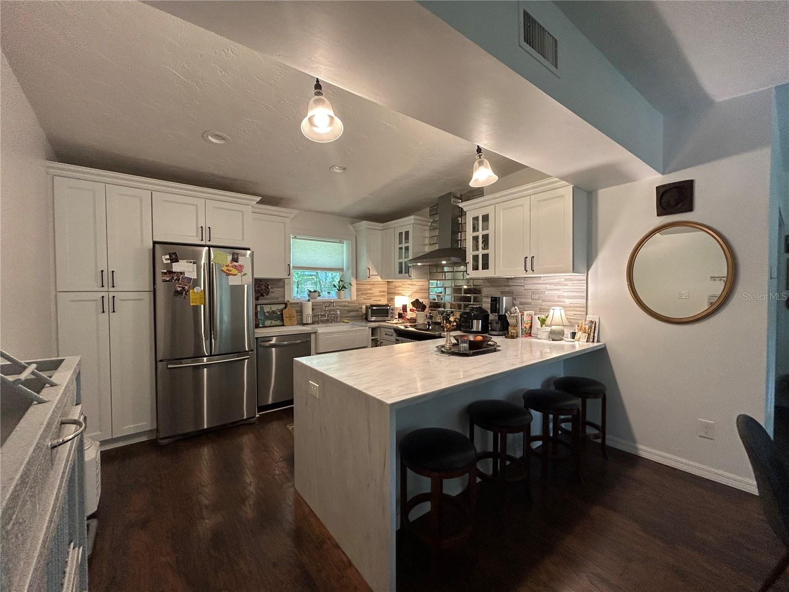 Image 3 of 26 For 816 9th Avenue