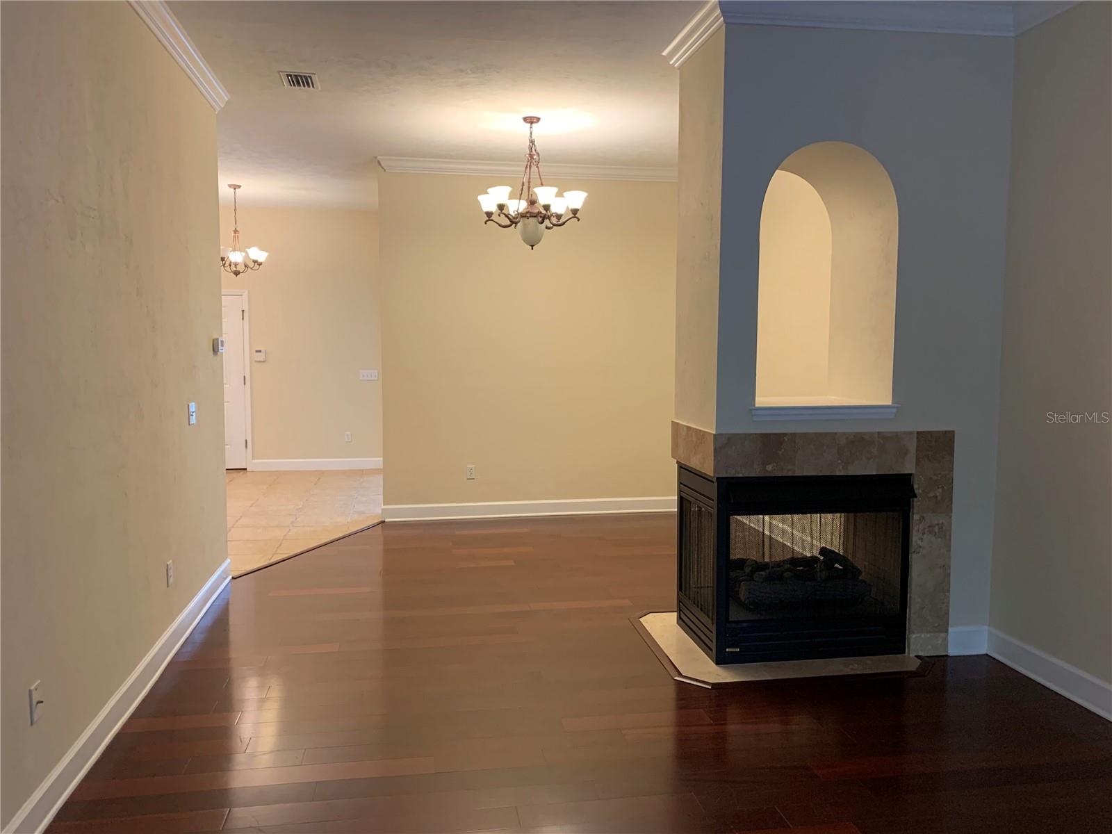 Image 16 of 39 For 187 129th Terrace