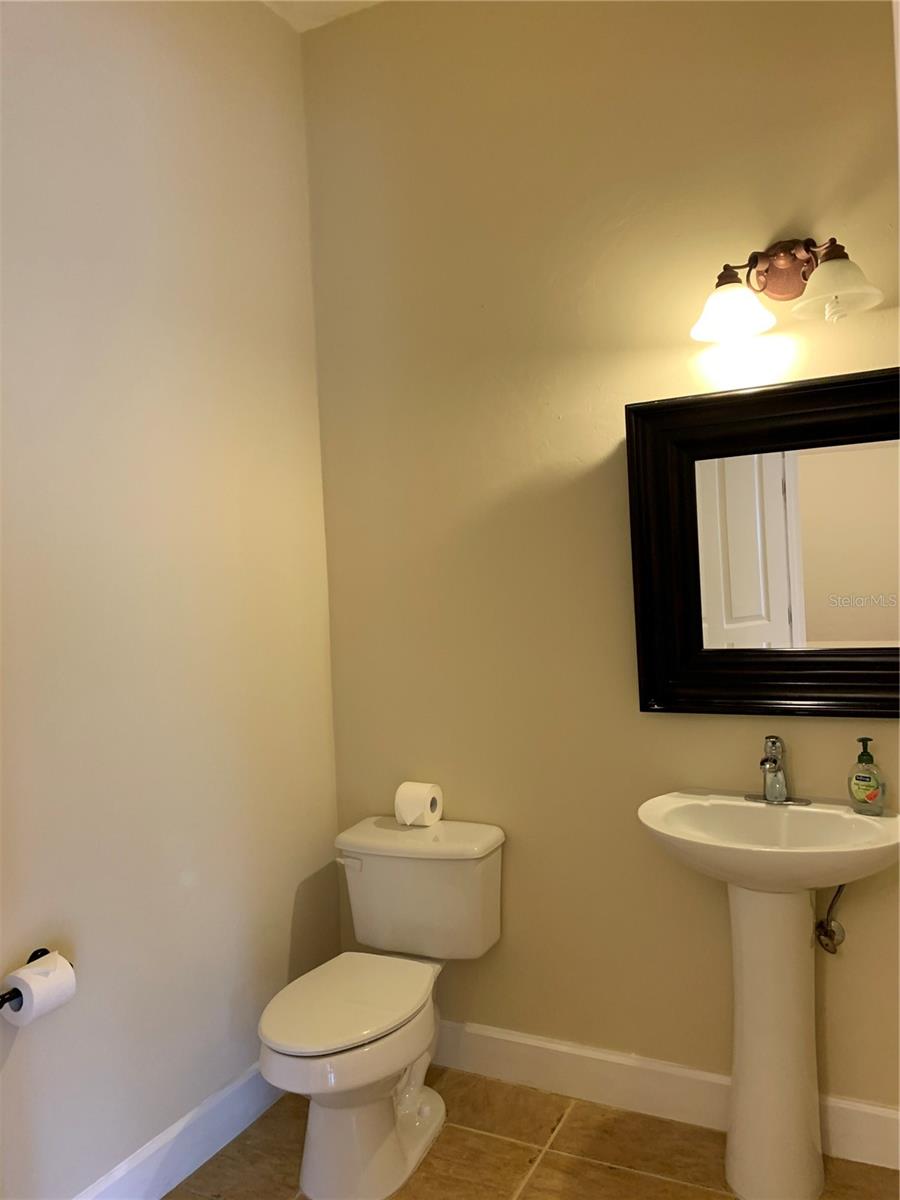 Image 27 of 39 For 187 129th Terrace