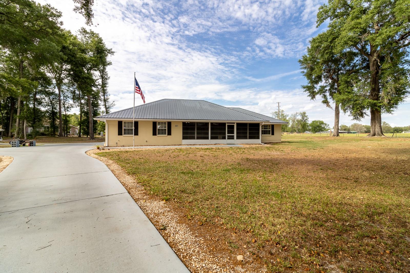 Details for 300 Brighton Court, FORT WHITE, FL 32038