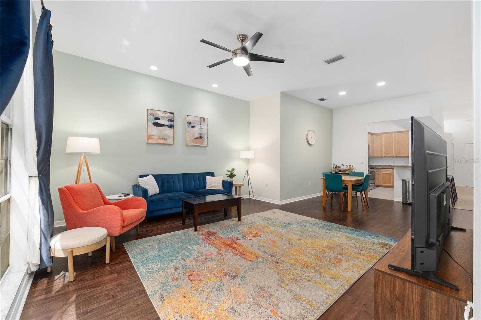 Image 10 of 33 For 129 48th Boulevard 6