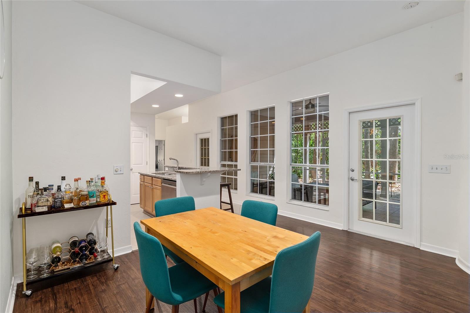 Image 14 of 33 For 129 48th Boulevard 6