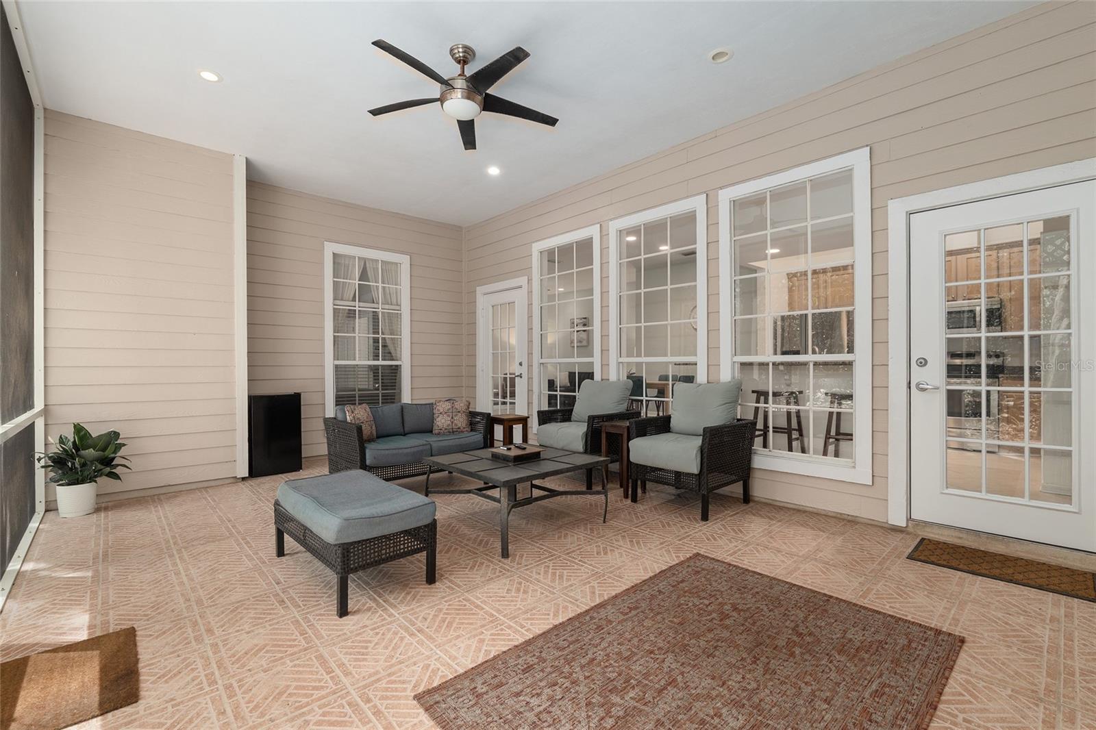 Image 25 of 33 For 129 48th Boulevard 6