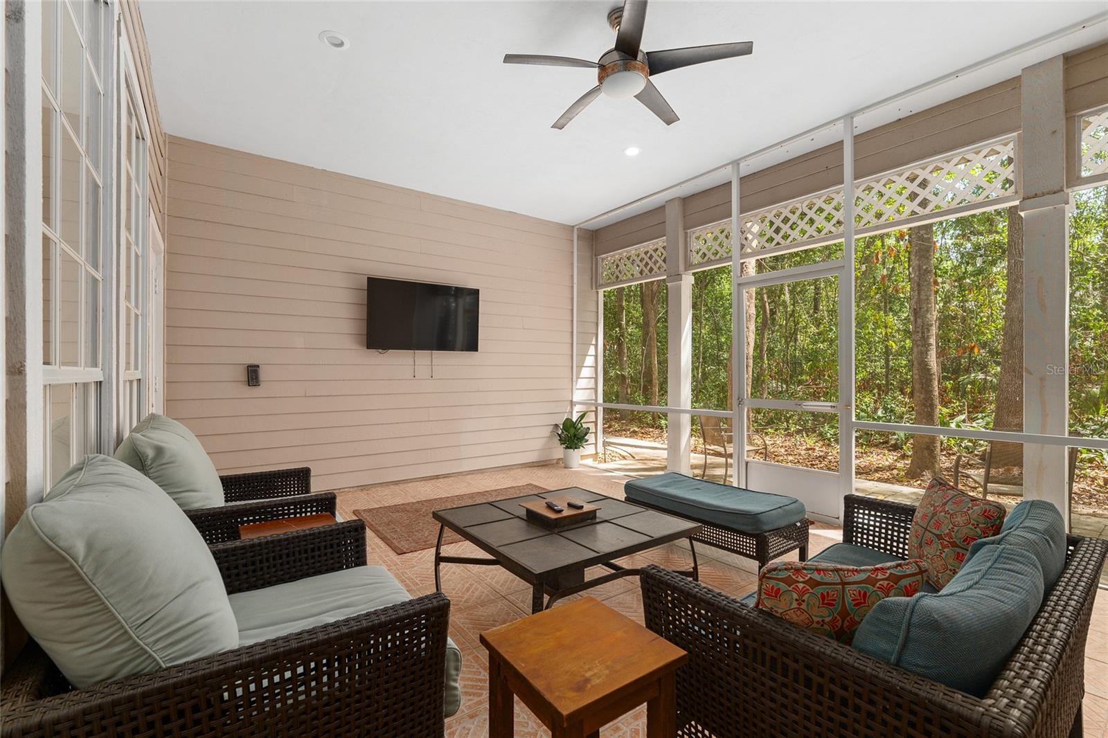 Image 26 of 33 For 129 48th Boulevard 6