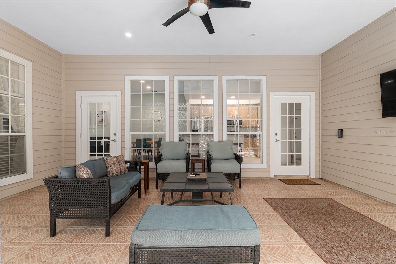 Image 28 of 33 For 129 48th Boulevard 6