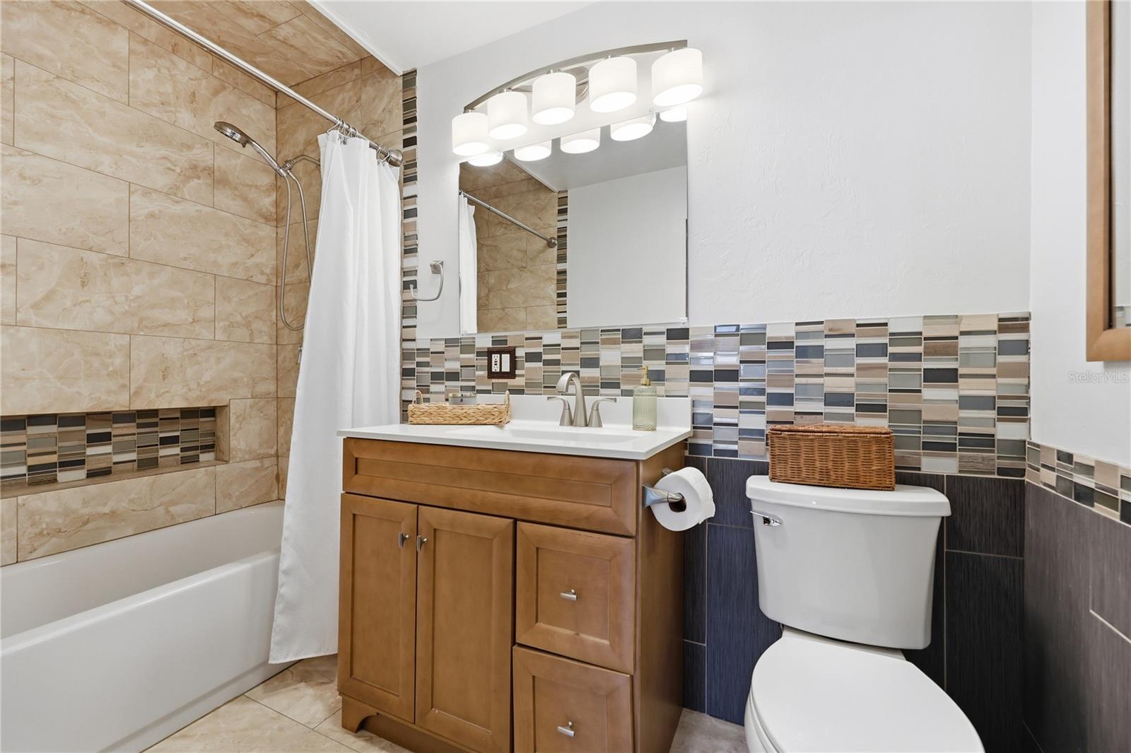 Image 12 of 31 For 1017 31st Avenue