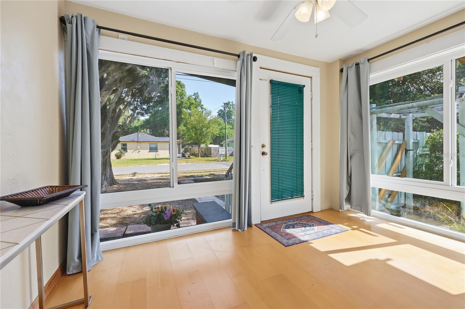 Image 13 of 31 For 1017 31st Avenue