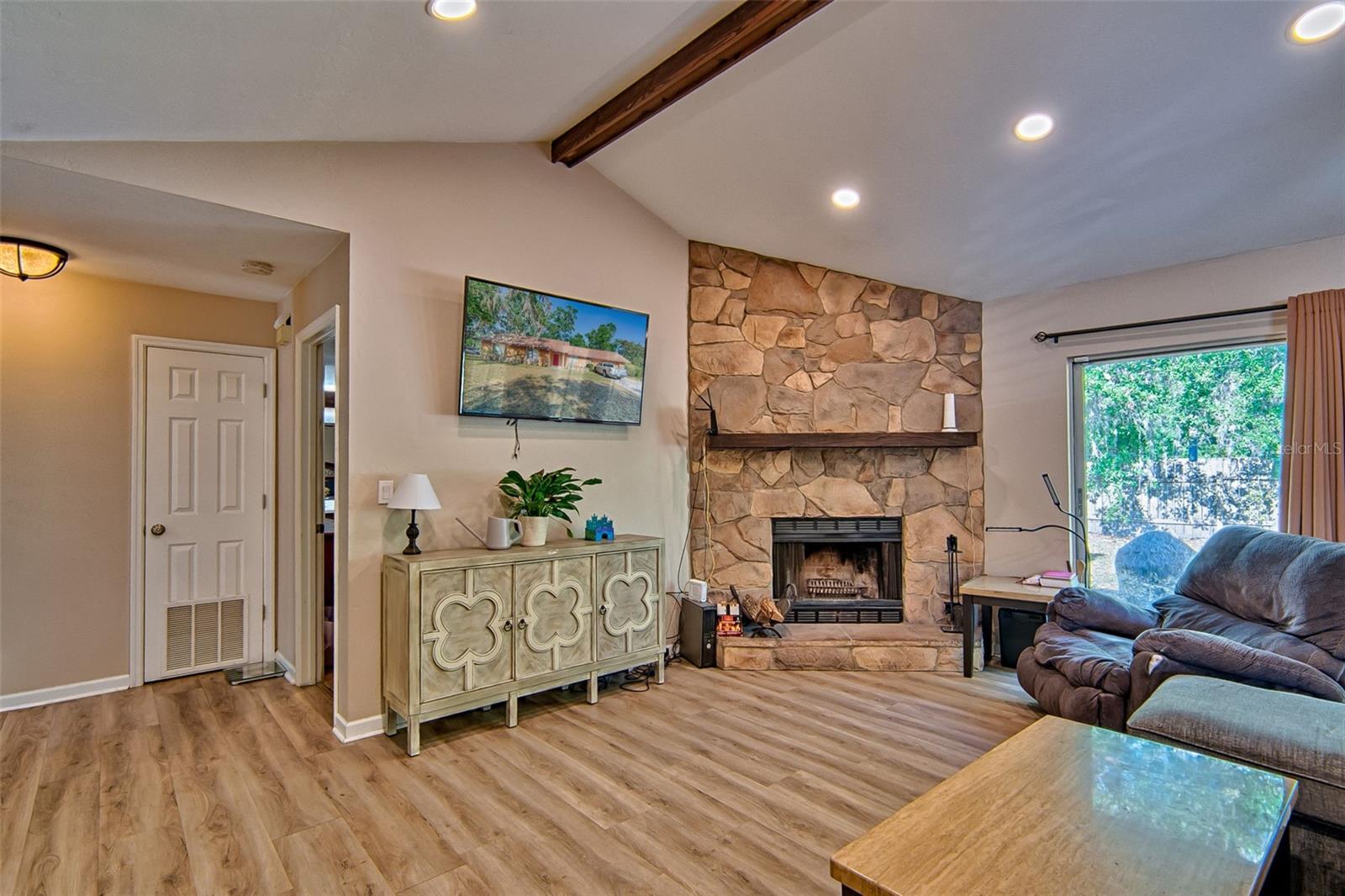 Image 4 of 27 For 4347 43rd Terrace