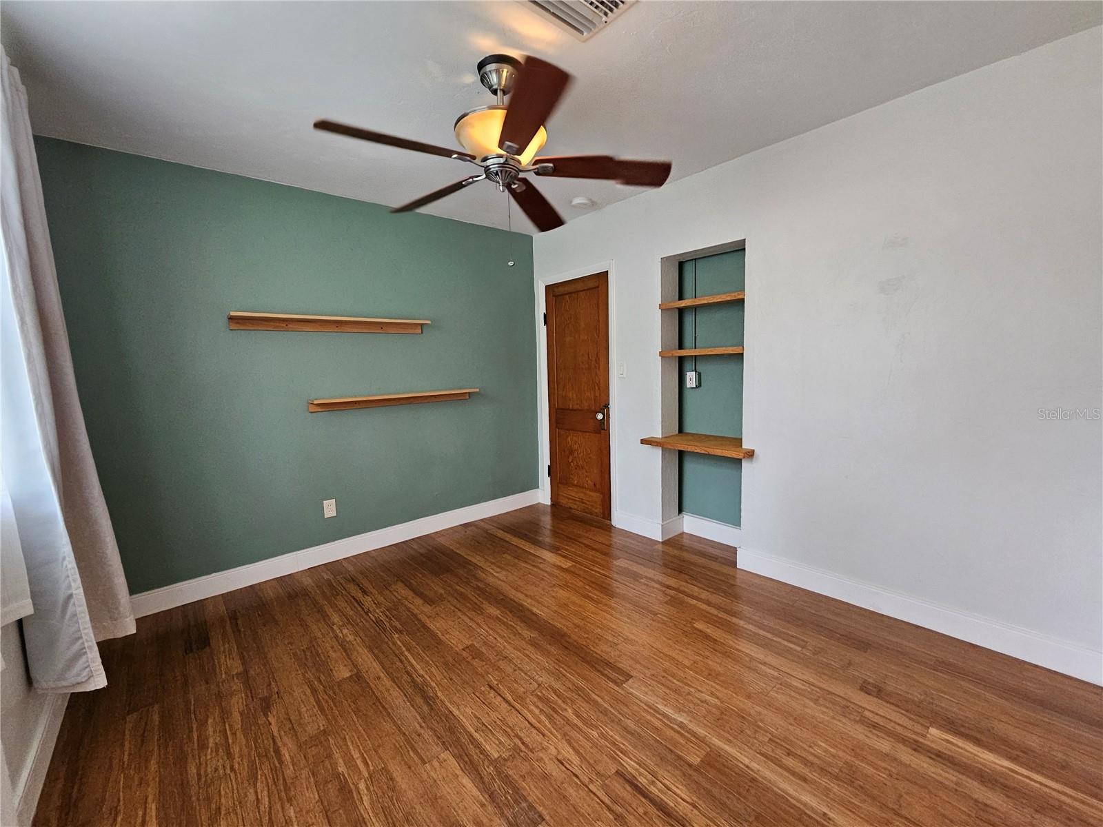 Image 21 of 52 For 1115 11th Avenue