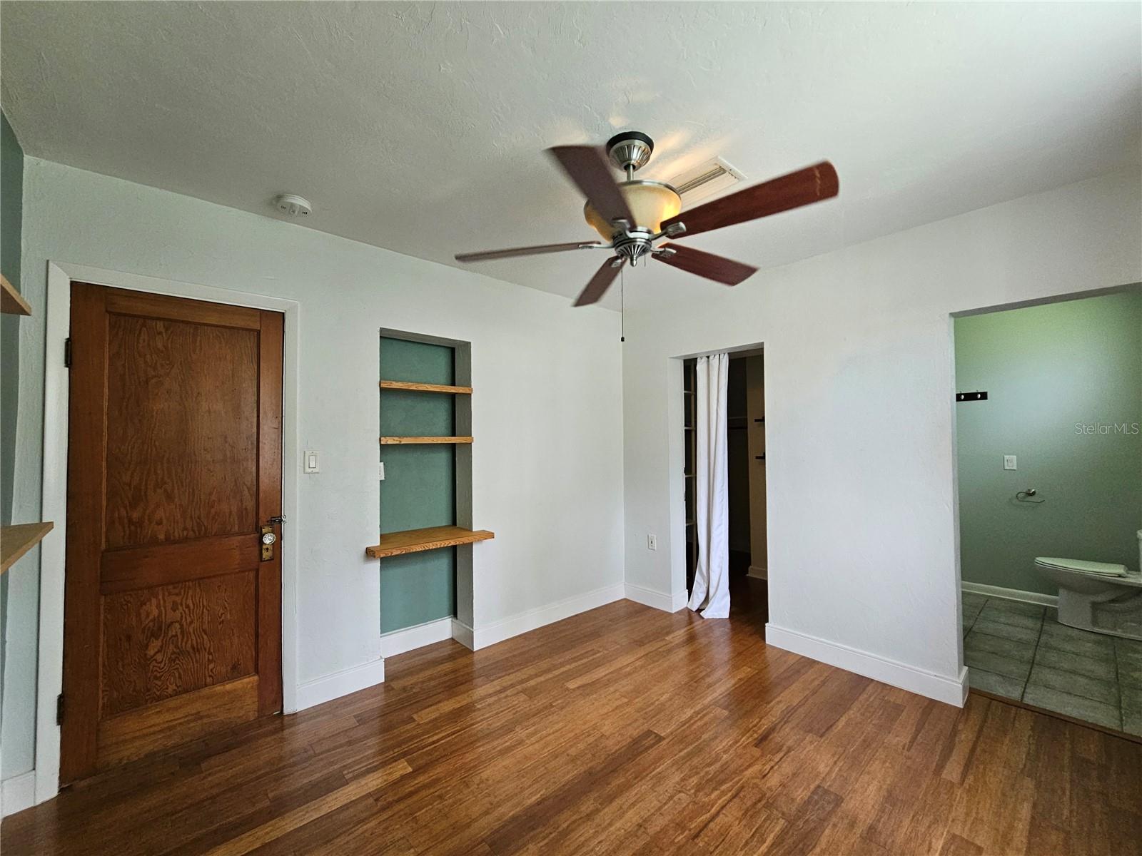 Image 24 of 52 For 1115 11th Avenue