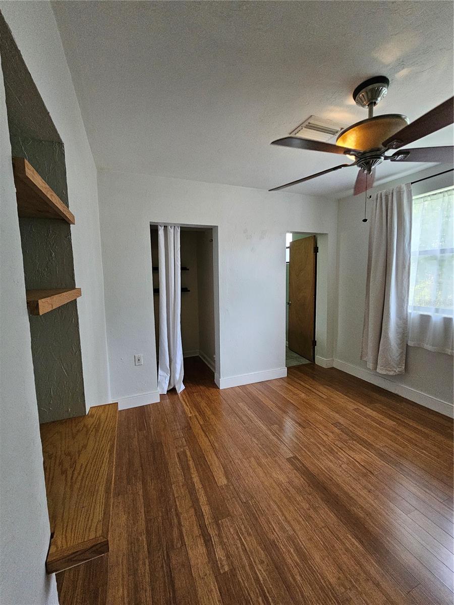 Image 26 of 52 For 1115 11th Avenue