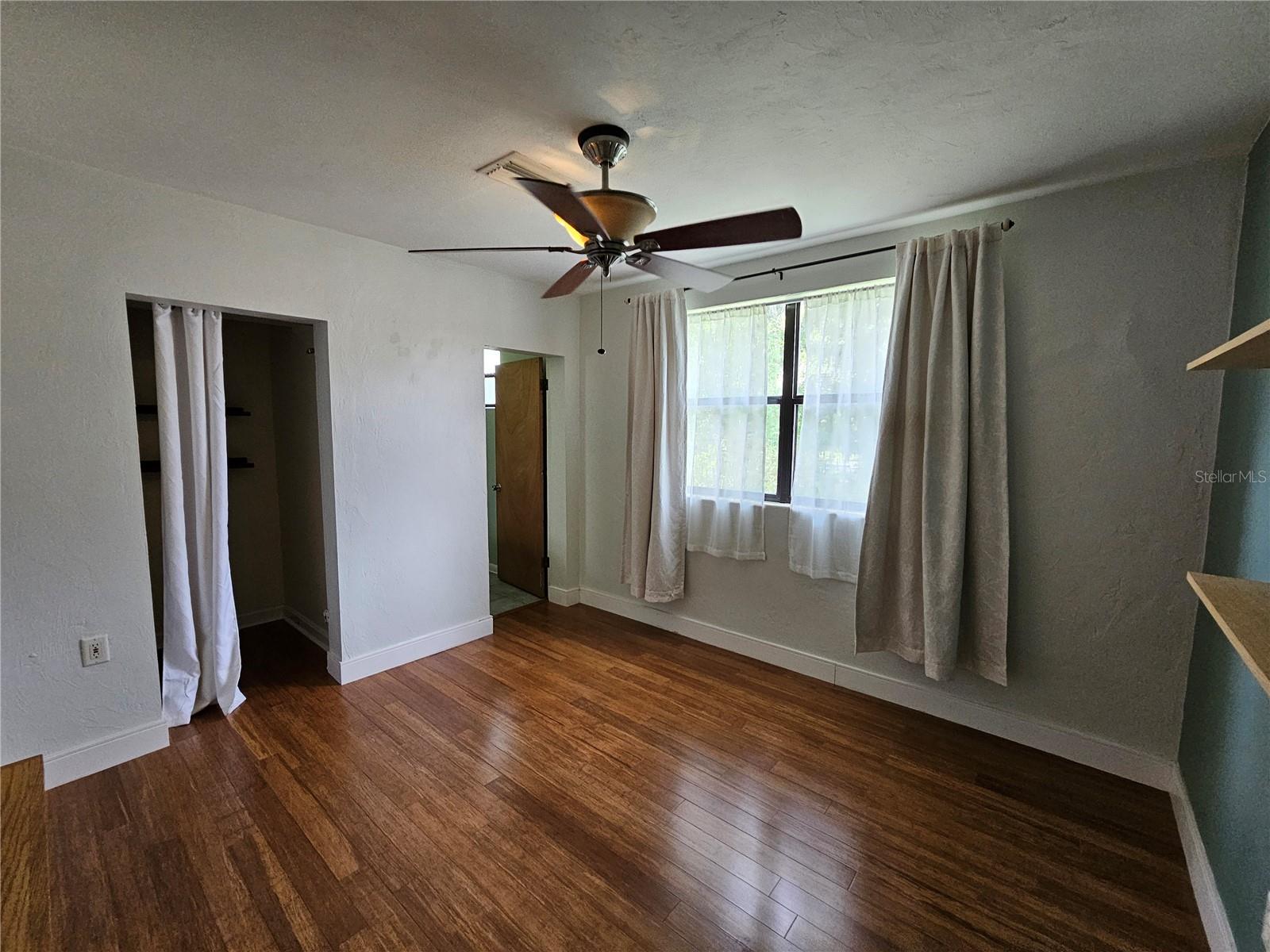 Image 27 of 52 For 1115 11th Avenue