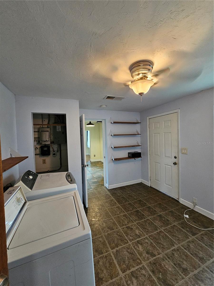 Image 43 of 52 For 1115 11th Avenue