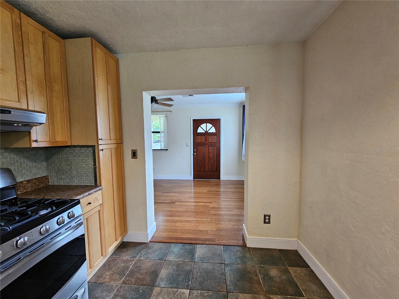 Image 6 of 52 For 1115 11th Avenue