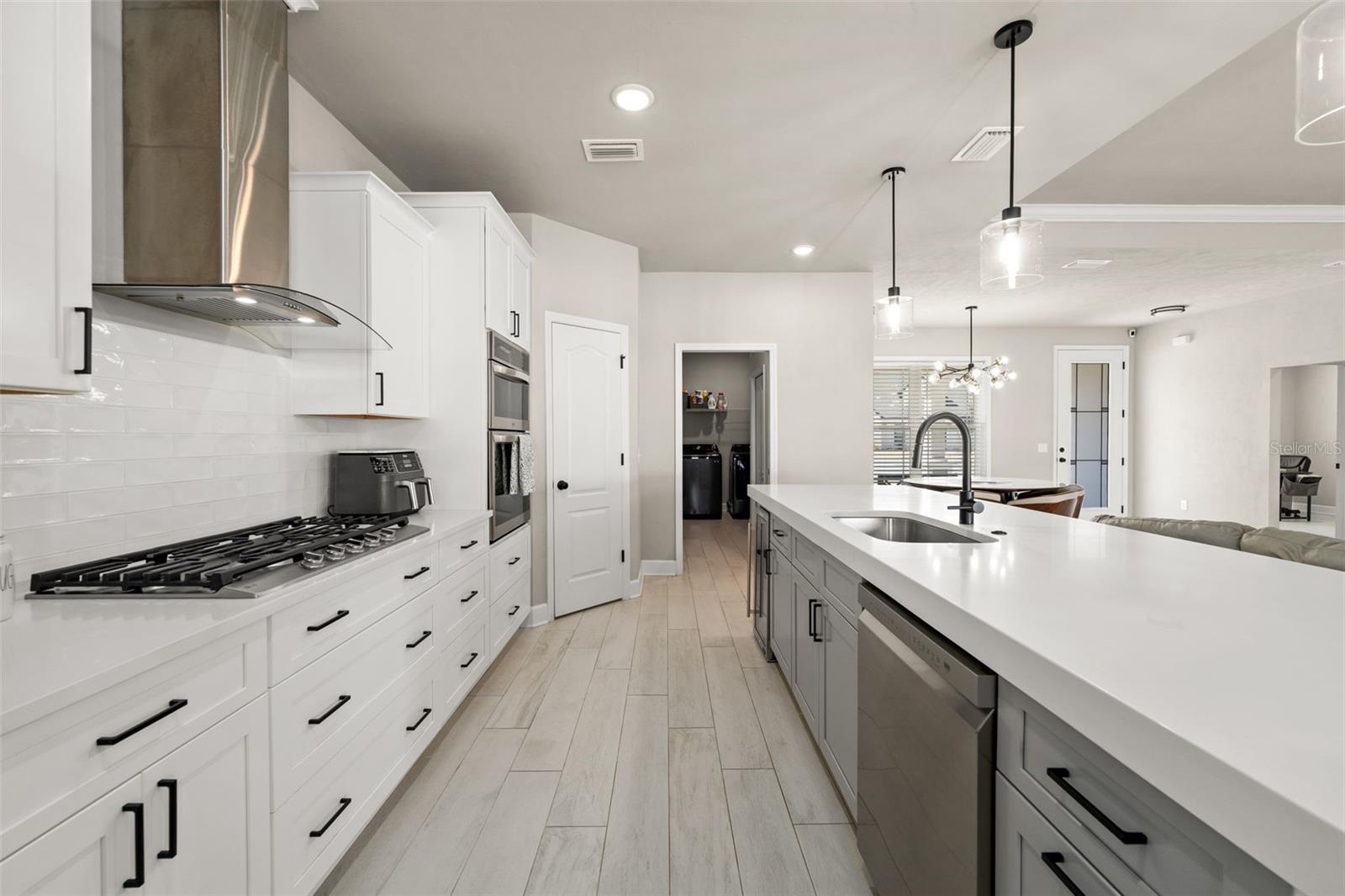 Image 7 of 51 For 24784 21st Lane