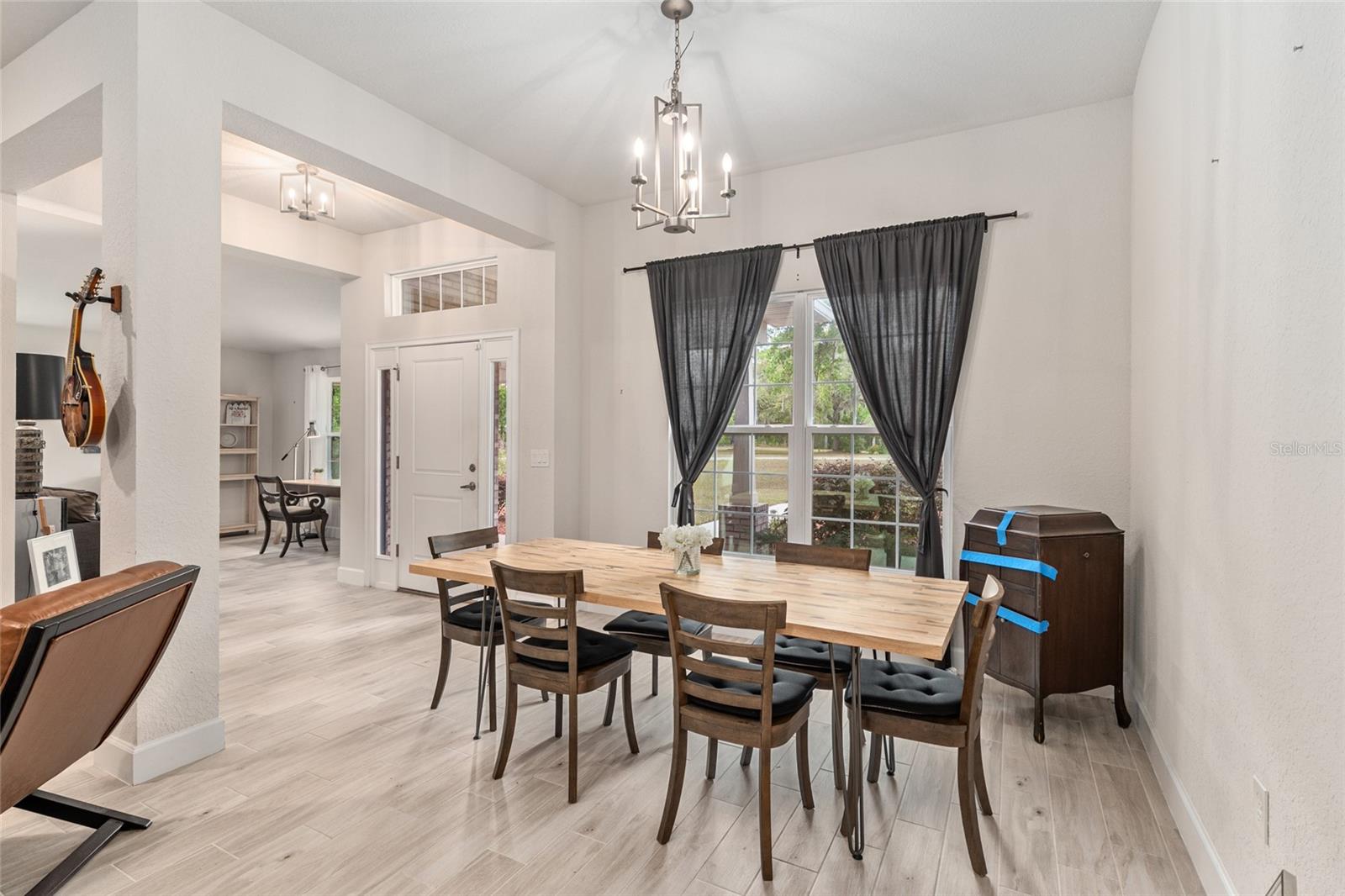 Image 14 of 62 For 8179 8th Place