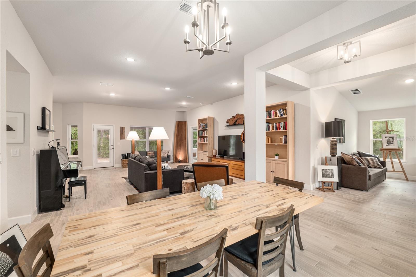 Image 15 of 62 For 8179 8th Place